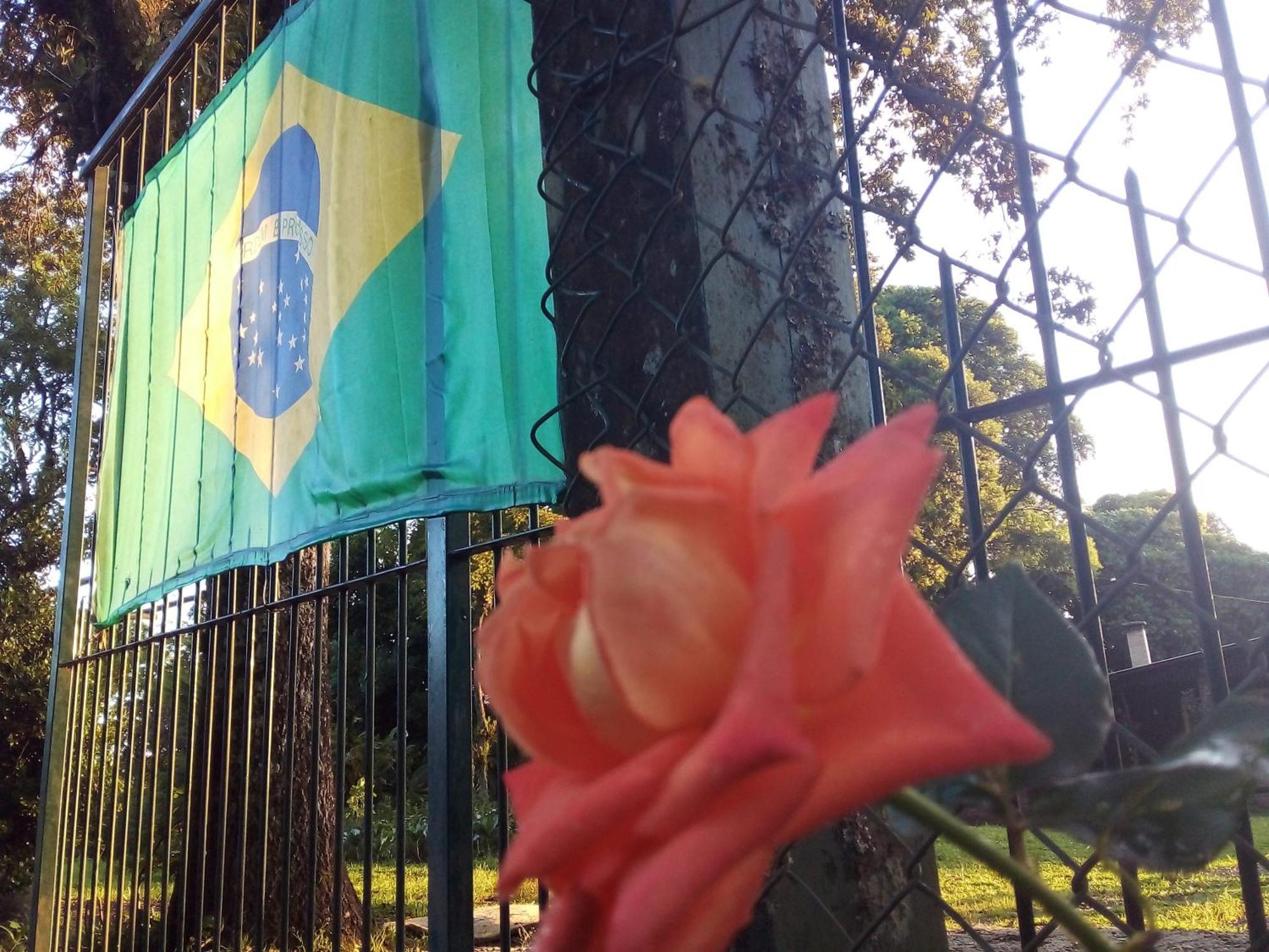 Chale Alpino Em Rs Todo Mobiliado Com Cozinha Lareira Split Wi-fi 2 Quartos Perto Do Centro Canela
