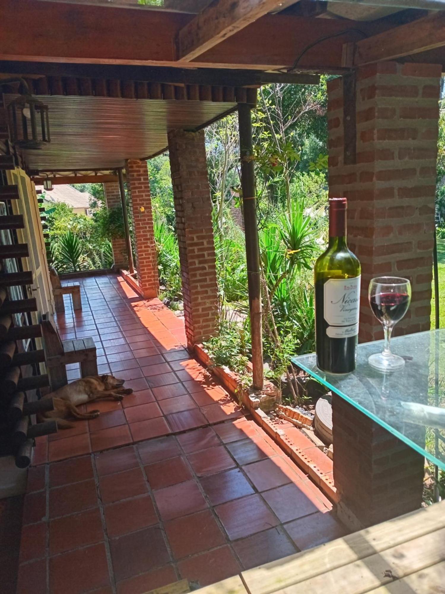 Chale Alpino Em Rs Todo Mobiliado Com Cozinha Lareira Split Wi-fi 2 Quartos Perto Do Centro Chalet *