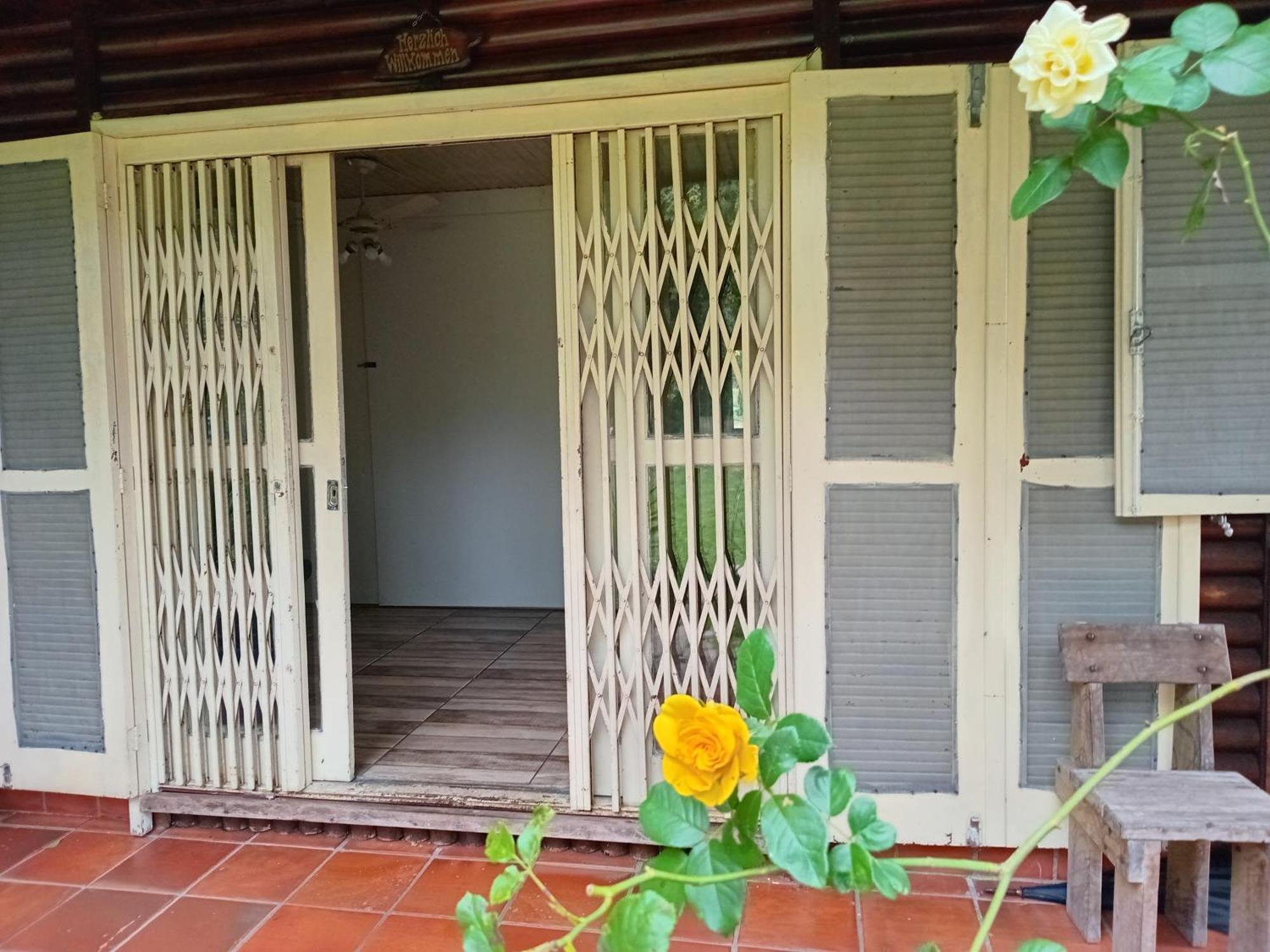 Chale Alpino Em Rs Todo Mobiliado Com Cozinha Lareira Split Wi-fi 2 Quartos Perto Do Centro * Canela